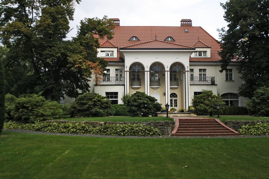 Rezydencja Willa Park & Restauracja Legnica Dış mekan fotoğraf