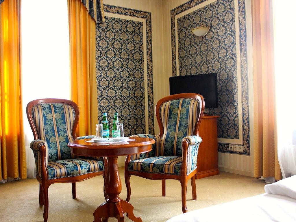 Rezydencja Willa Park & Restauracja Legnica Oda fotoğraf