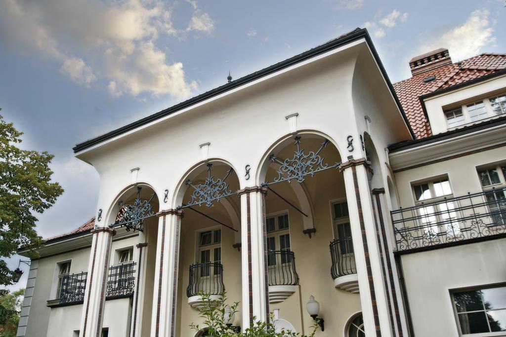 Rezydencja Willa Park & Restauracja Legnica Dış mekan fotoğraf